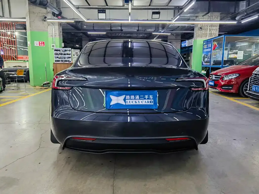 Tesla Model 3 2025 из CN, фото 5