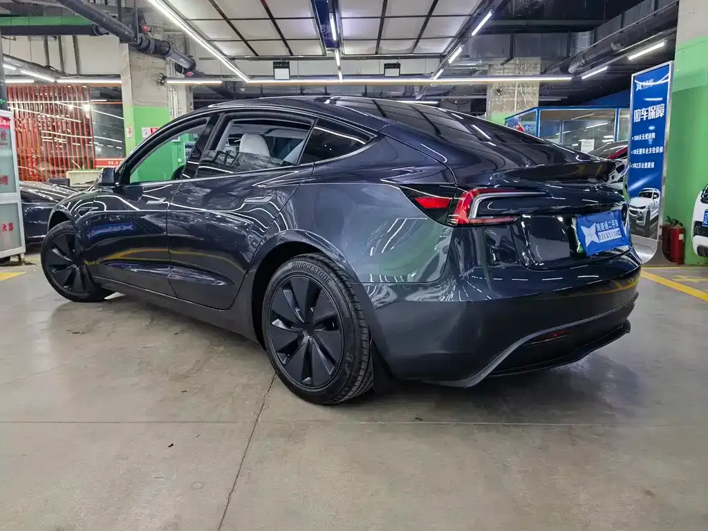 Tesla Model 3 2025 из CN, фото 6