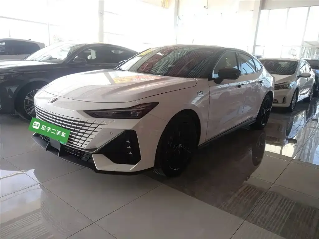 Changan UNI-V iDD 2023 из CN, фото 2
