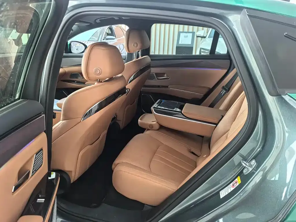 BYD Han L 2025 из CN, фото 8