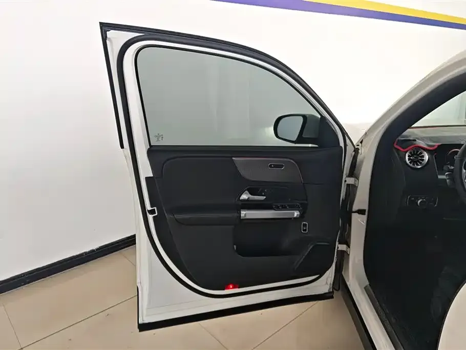 Mercedes-Benz GLB 2022 из CN, фото 7