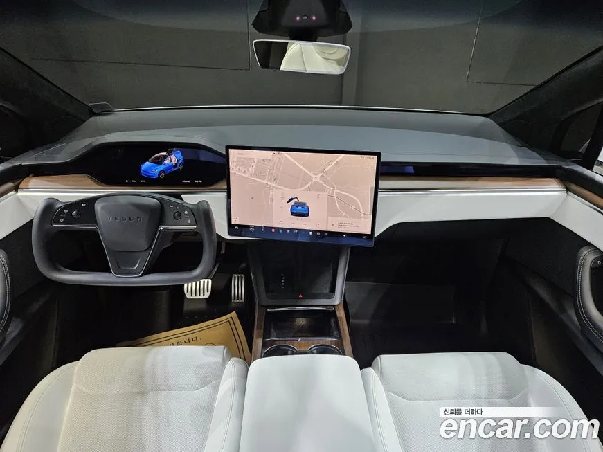 Tesla Model X — фото 7