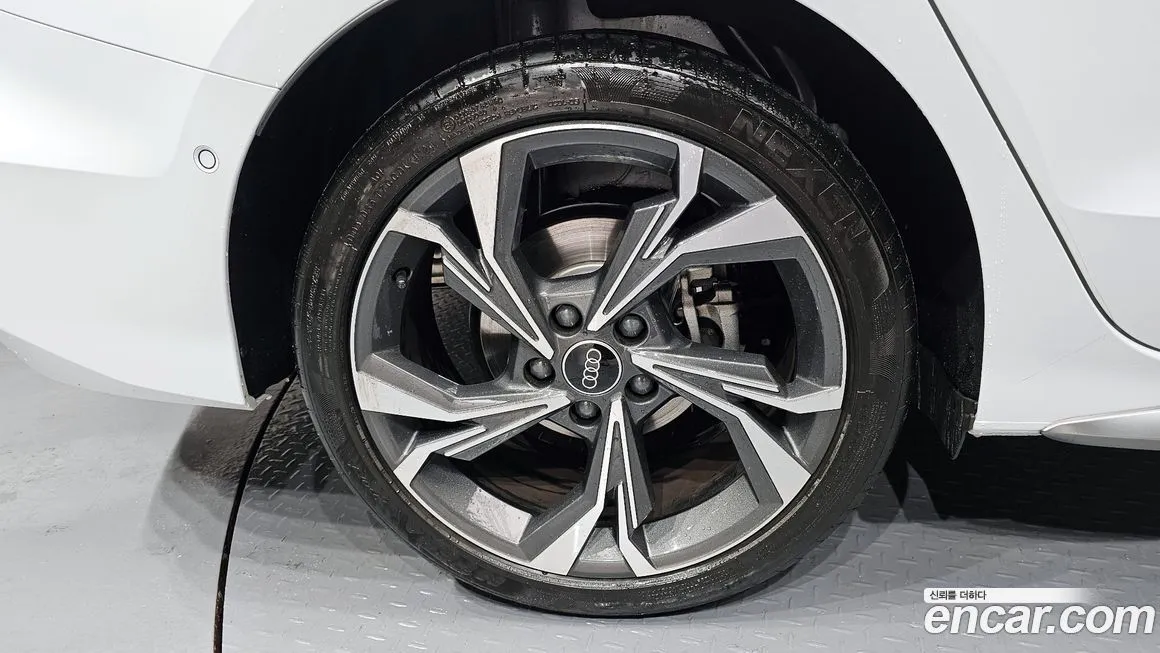 Audi A3 2025 из KR, фото 5