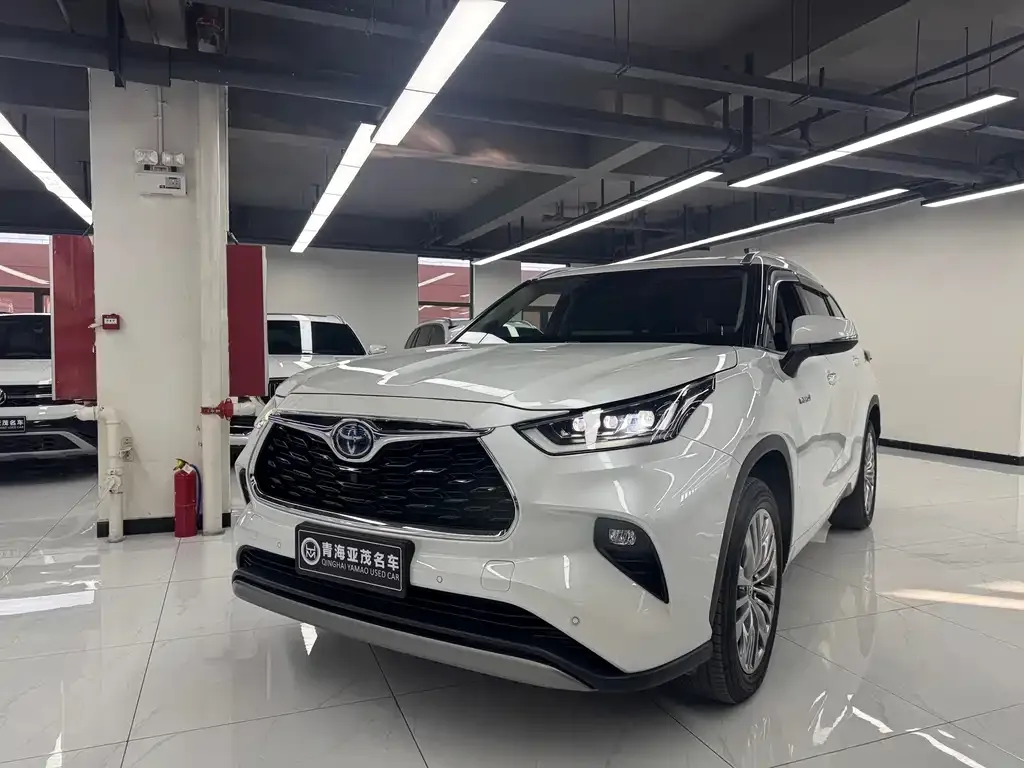 Toyota Highlander 2022 из CN, фото 1
