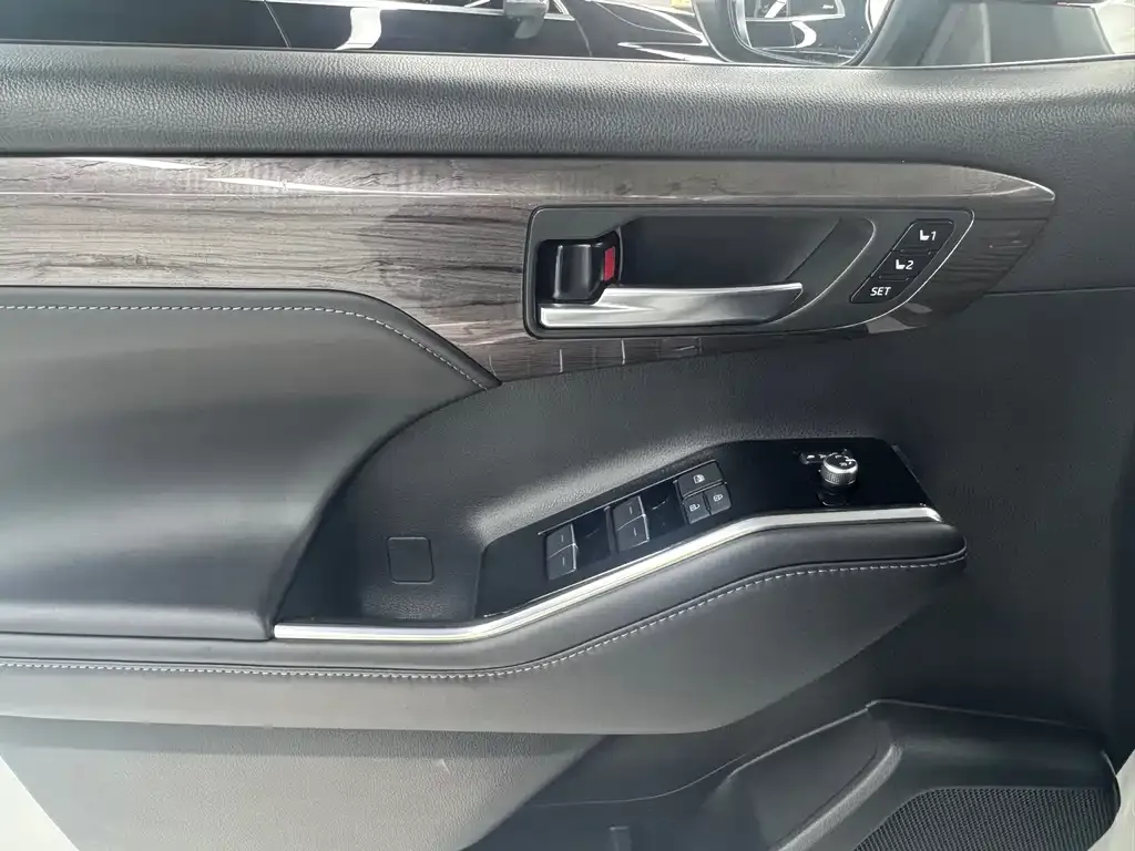 Toyota Highlander 2022 из CN, фото 10