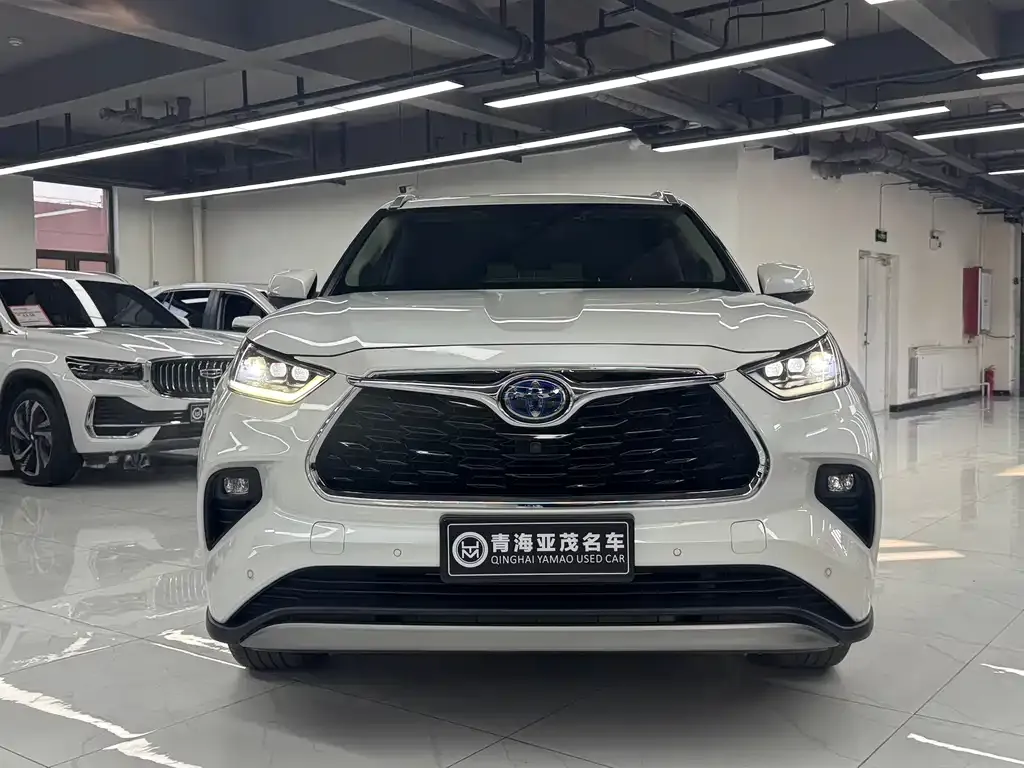 Toyota Highlander 2022 из CN, фото 2