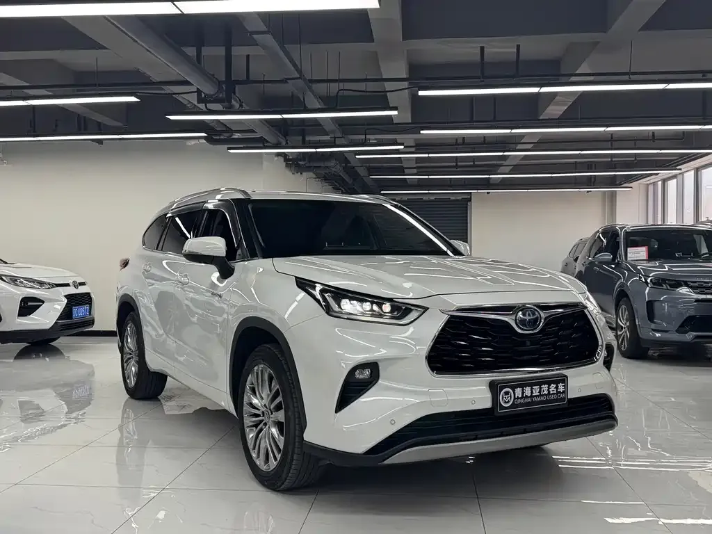 Toyota Highlander 2022 из CN, фото 3