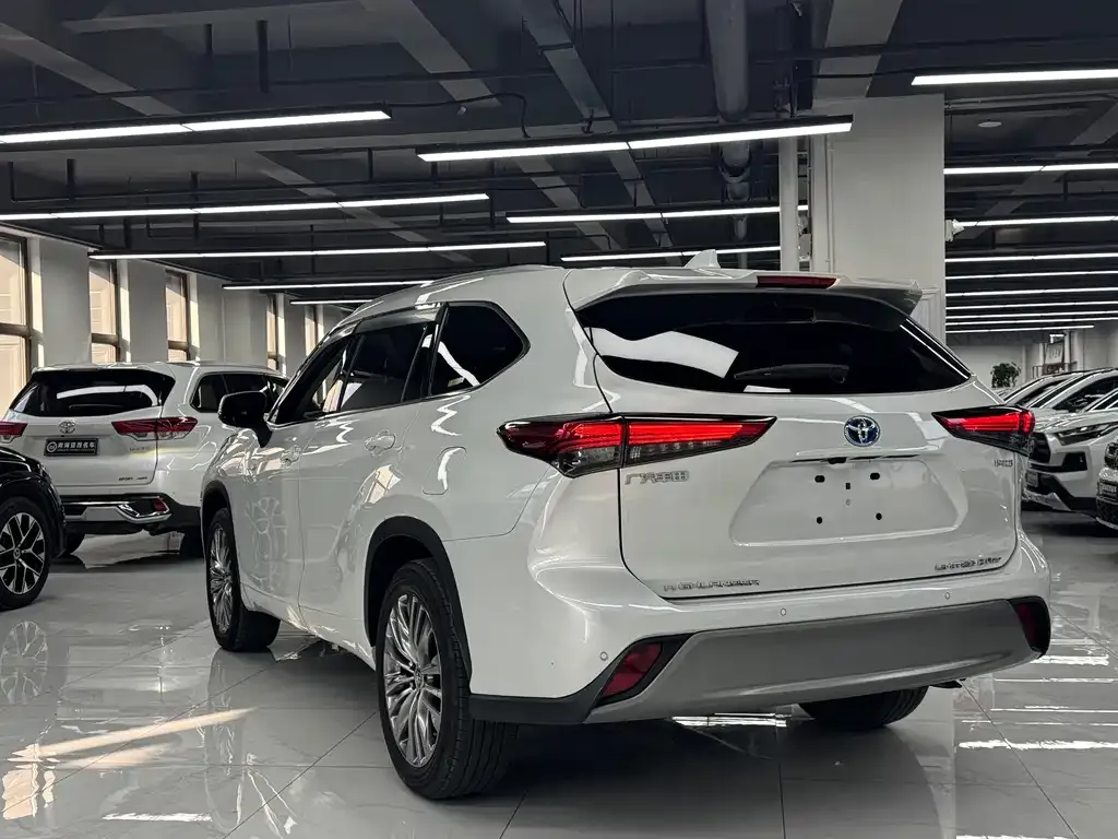 Toyota Highlander 2022 из CN, фото 5