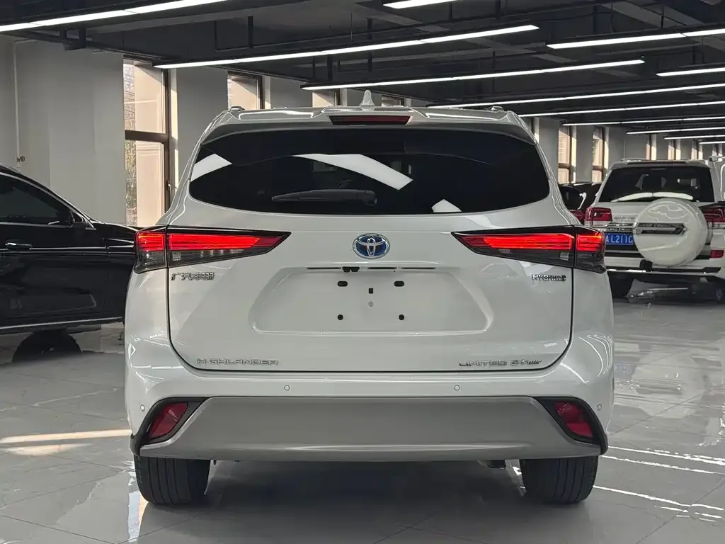 Toyota Highlander 2022 из CN, фото 6