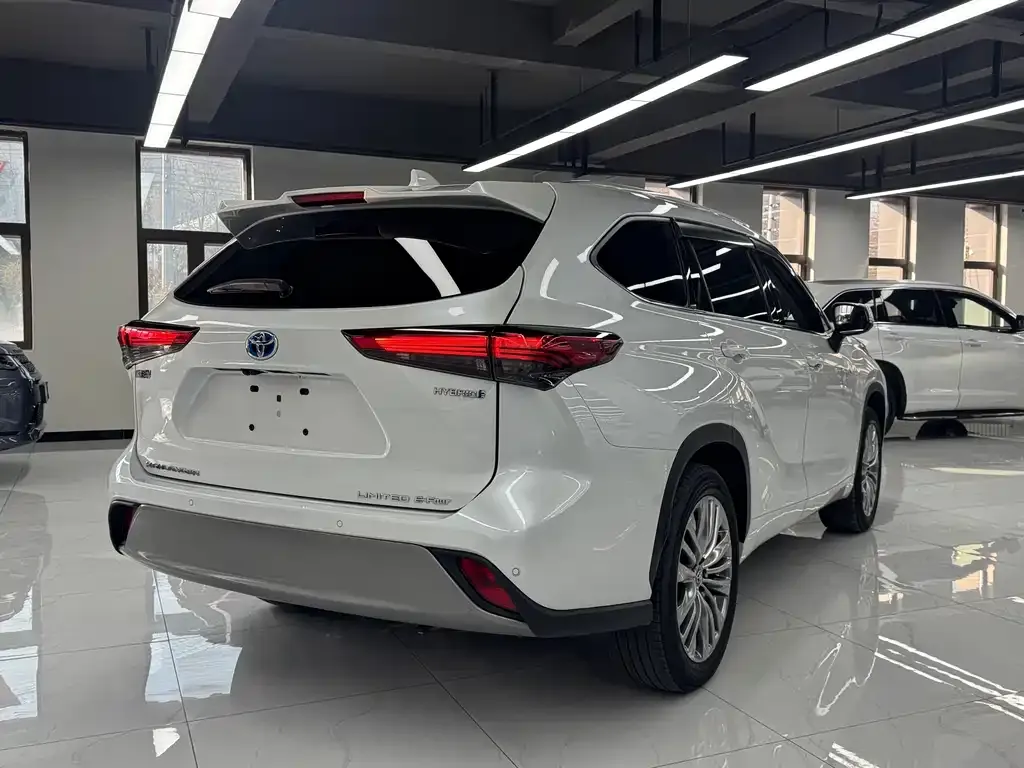Toyota Highlander 2022 из CN, фото 7