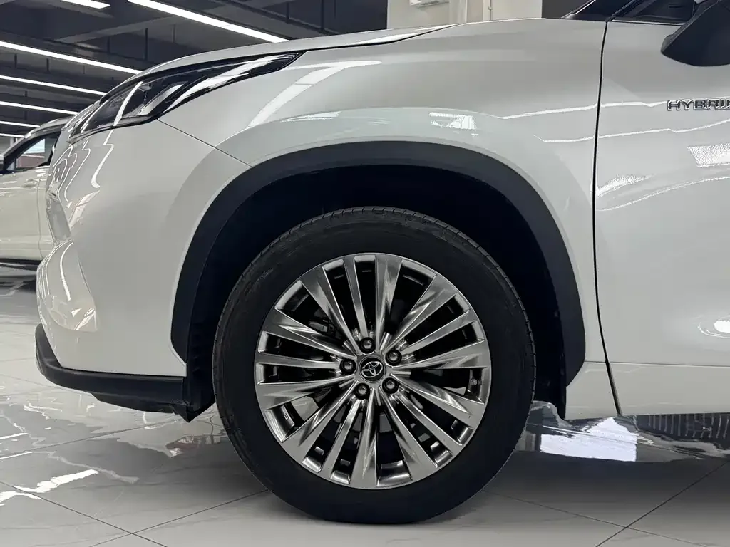 Toyota Highlander 2022 из CN, фото 8