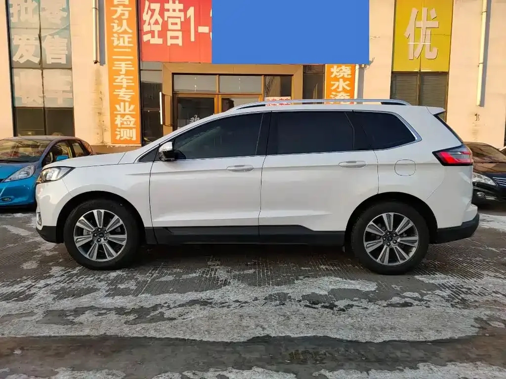 Ford Edge 2022 из CN, фото 3