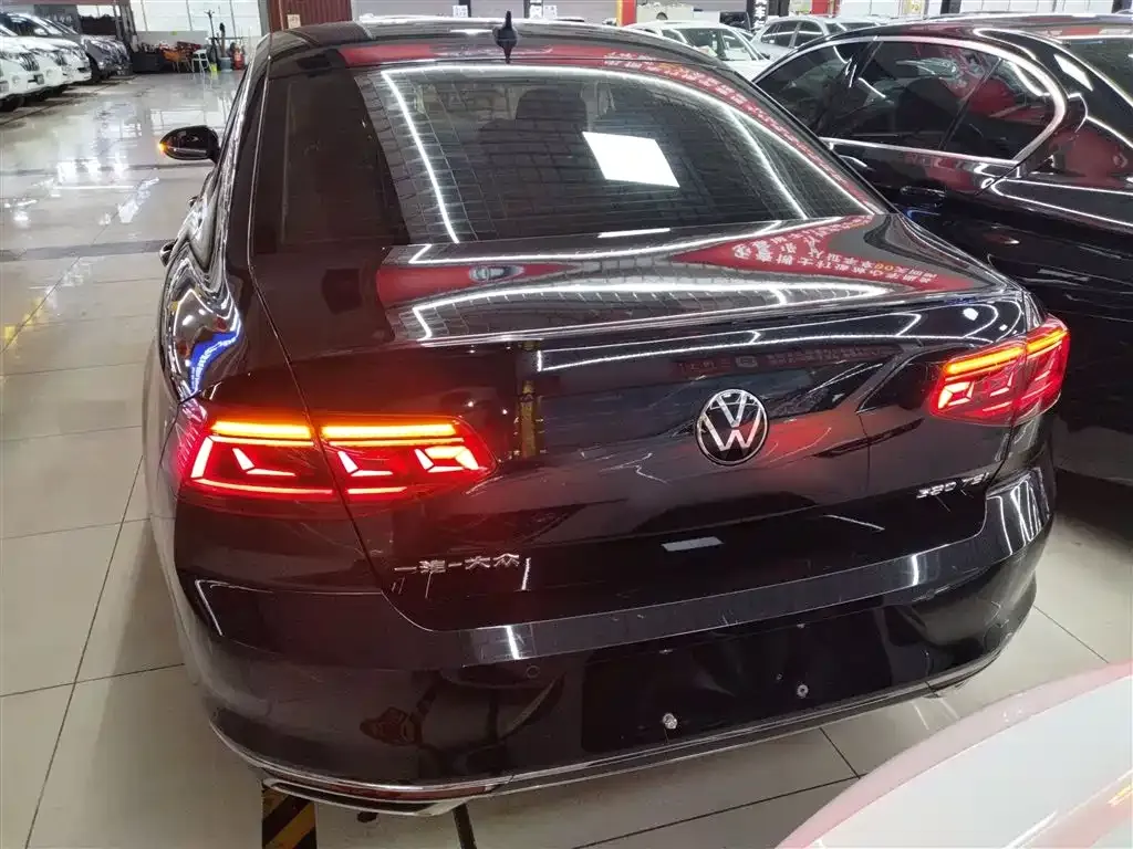 Volkswagen Magotan 2021 из CN, фото 6