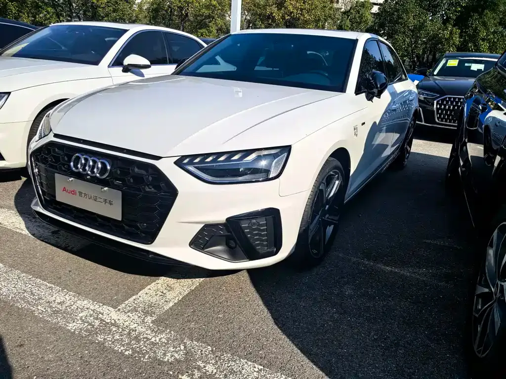 Audi A4L 2024 из CN, фото 1