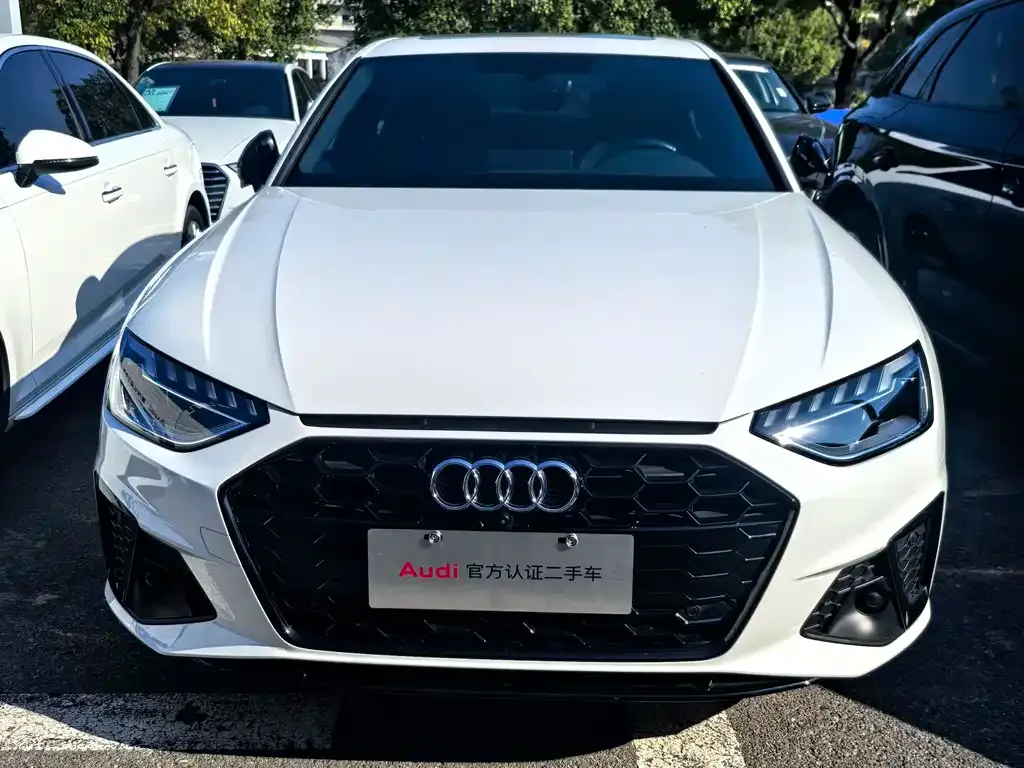 Audi A4L 2024 из CN, фото 10