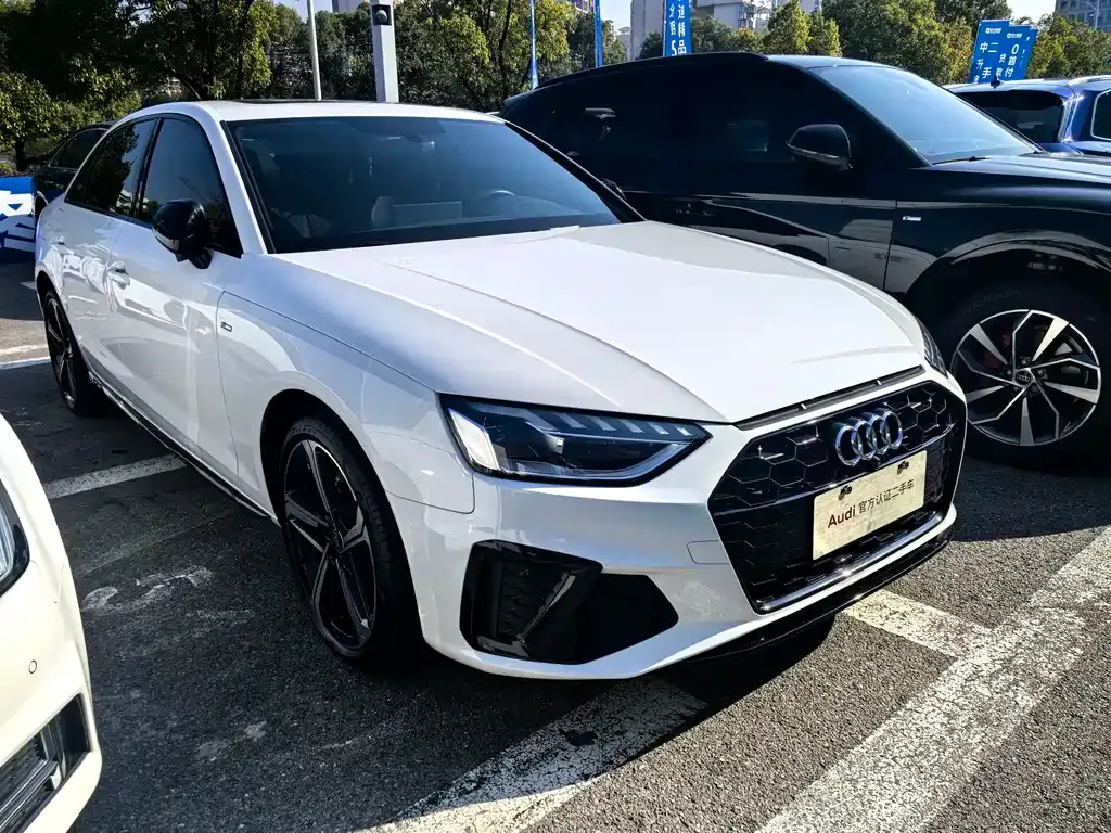 Audi A4L 2024 из CN, фото 3