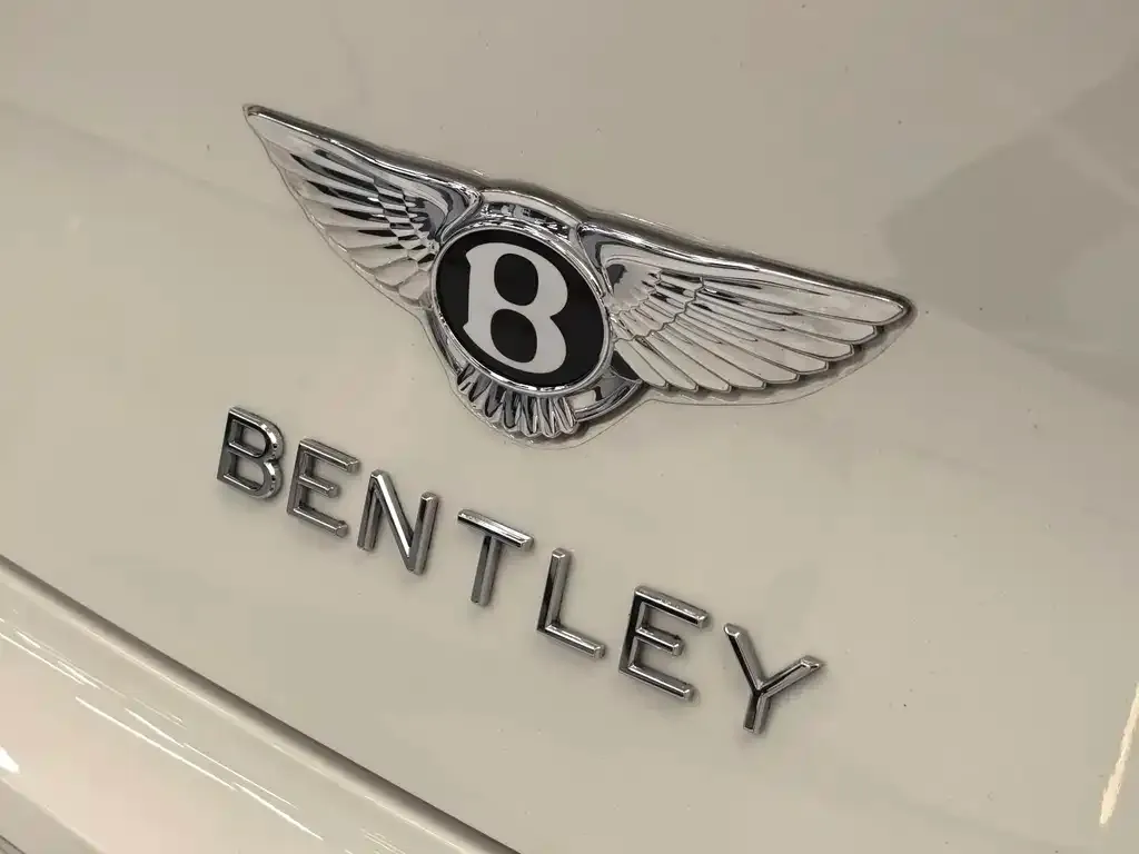 Bentley Continental 2022 из CN, фото 9