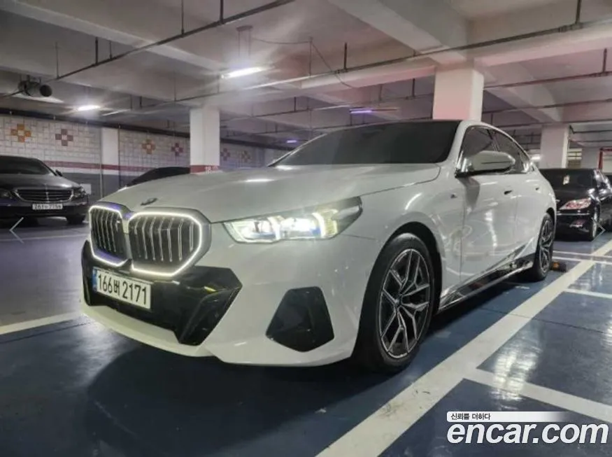 BMW 5-Series 2024 из KR, фото 1