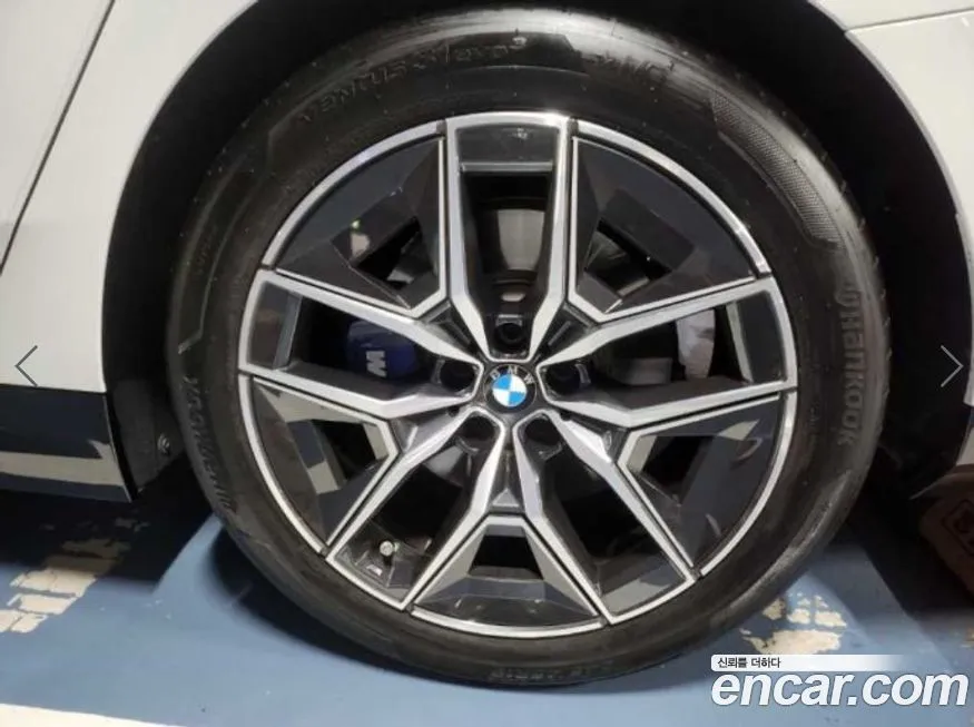 BMW 5-Series 2024 из KR, фото 5