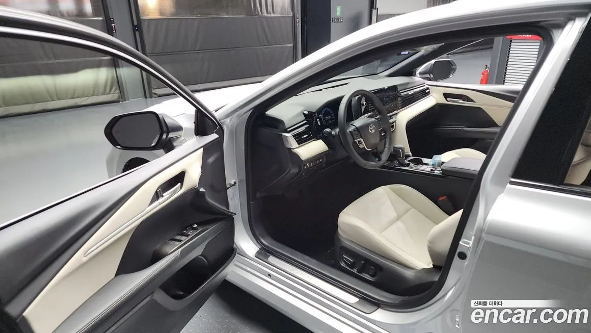 Toyota Camry 2025 из KR, фото 10