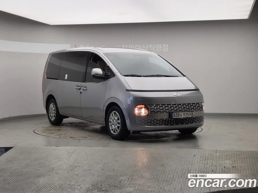 Hyundai Staria — фото 3