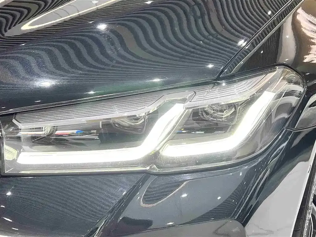 BMW 5 Series 2022 из CN, фото 7