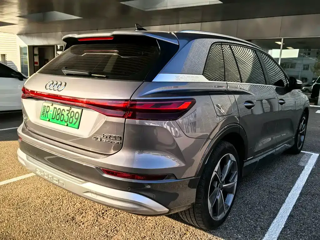 Audi Q5 e-tron 2023 из CN, фото 7