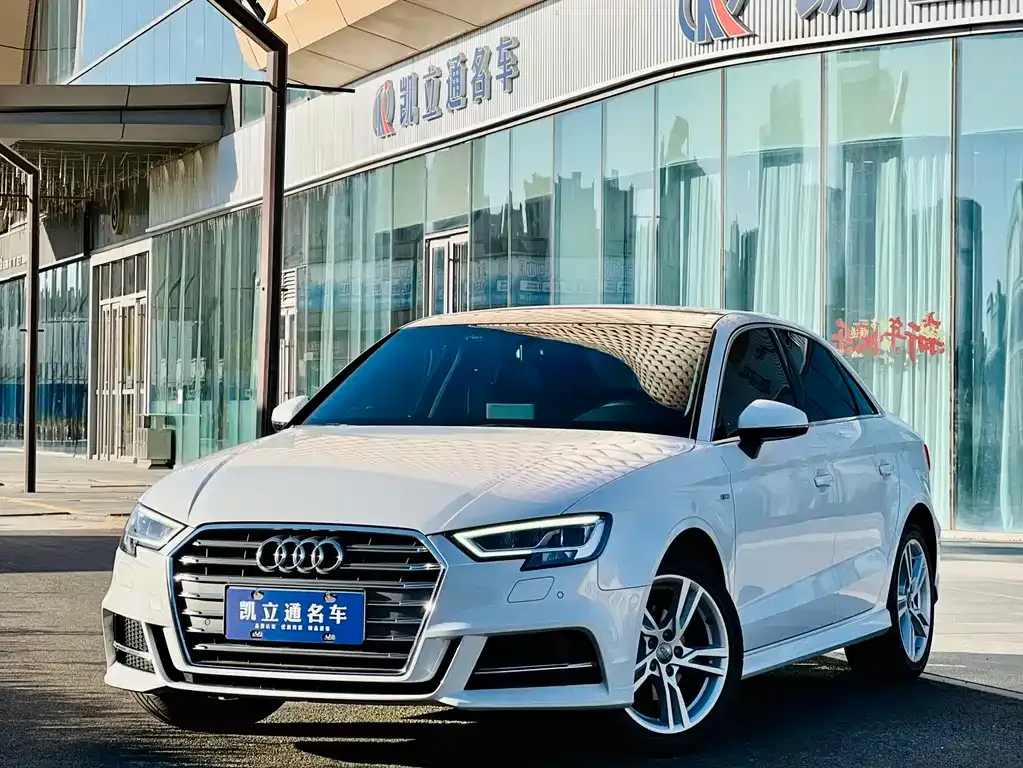 Audi A3 2021 из CN, фото 1