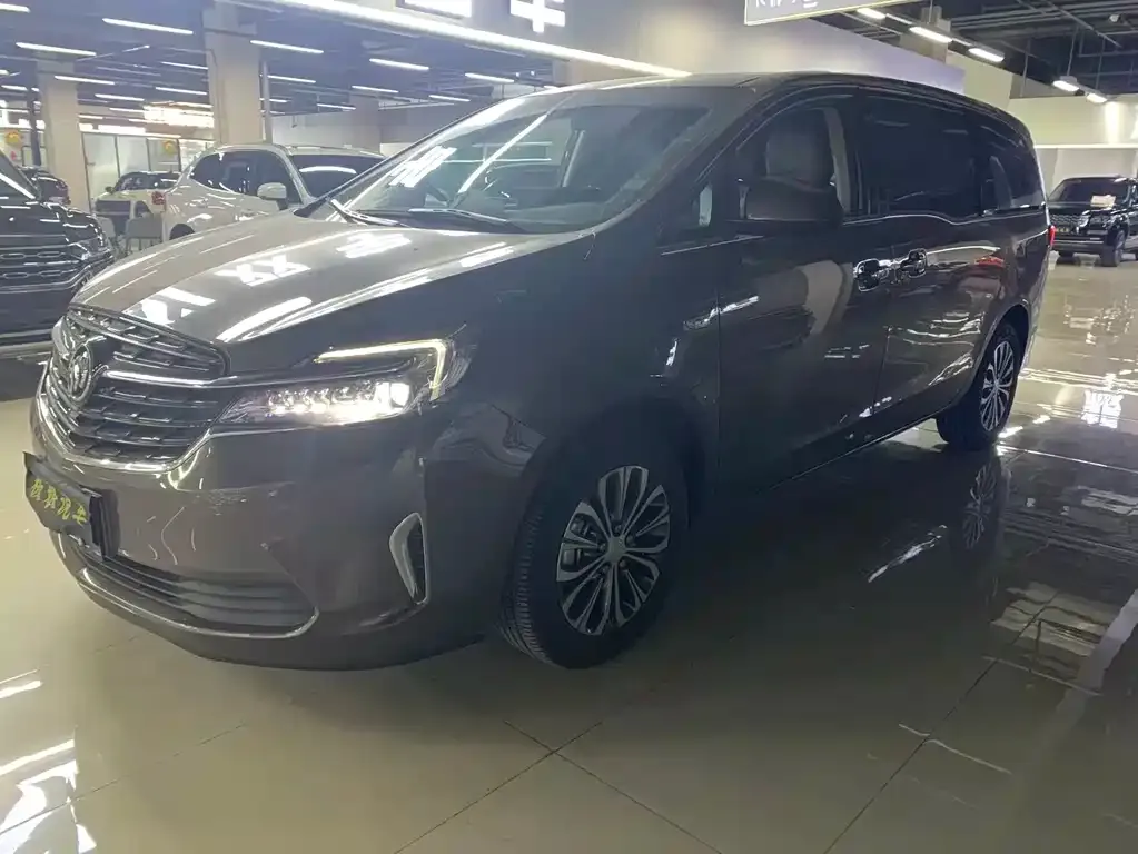 Buick GL8 2022 из CN, фото 1
