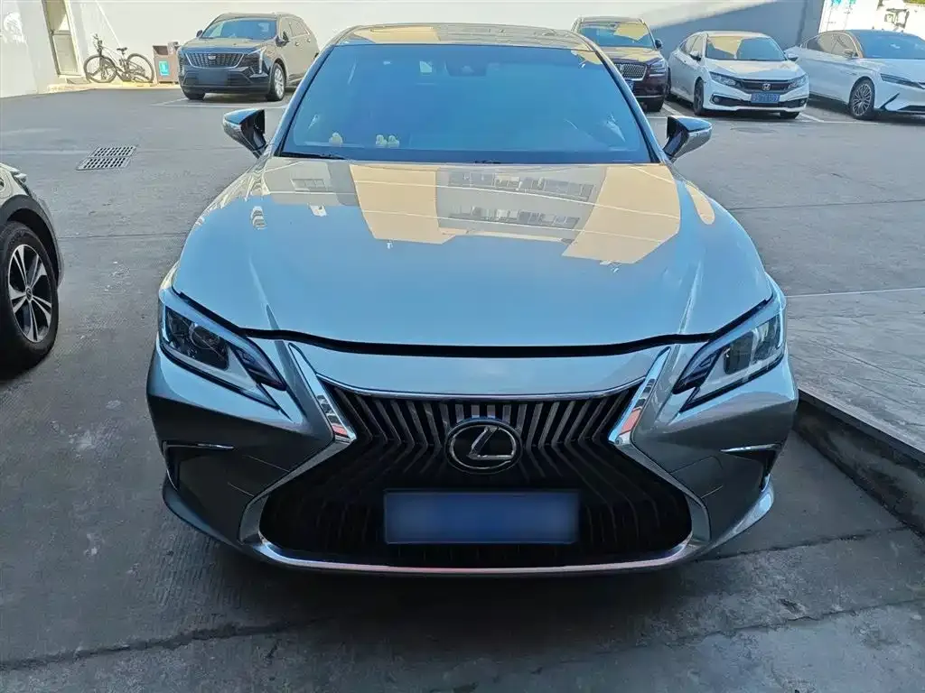 Lexus ES 2021 из CN, фото 3