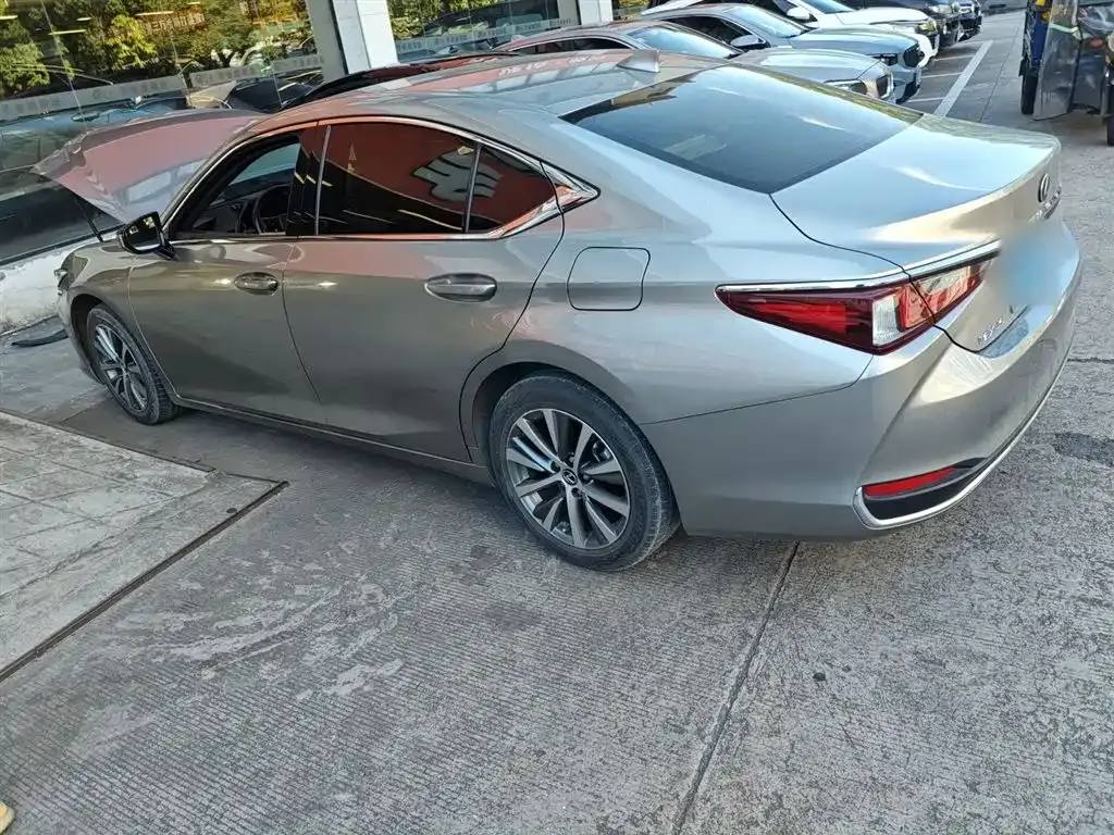 Lexus ES 2021 из CN, фото 5