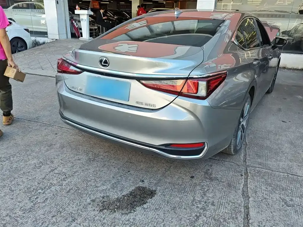 Lexus ES 2021 из CN, фото 7