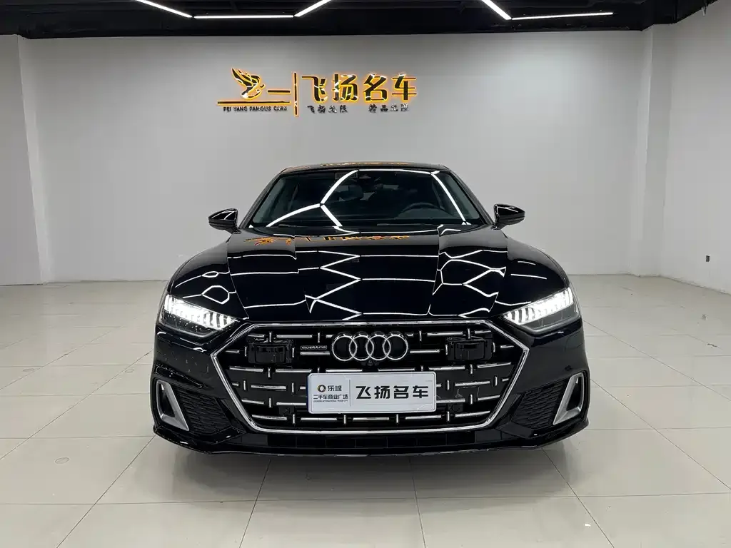 Audi A7L 2024 из CN, фото 2