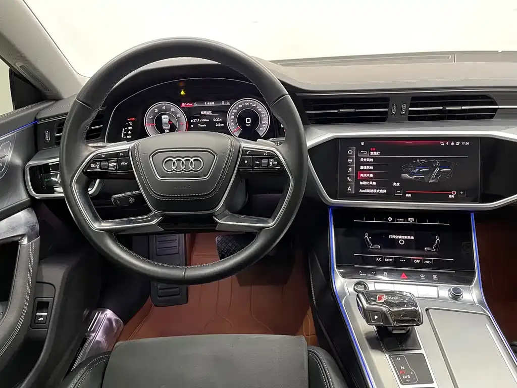 Audi A7L 2024 из CN, фото 7