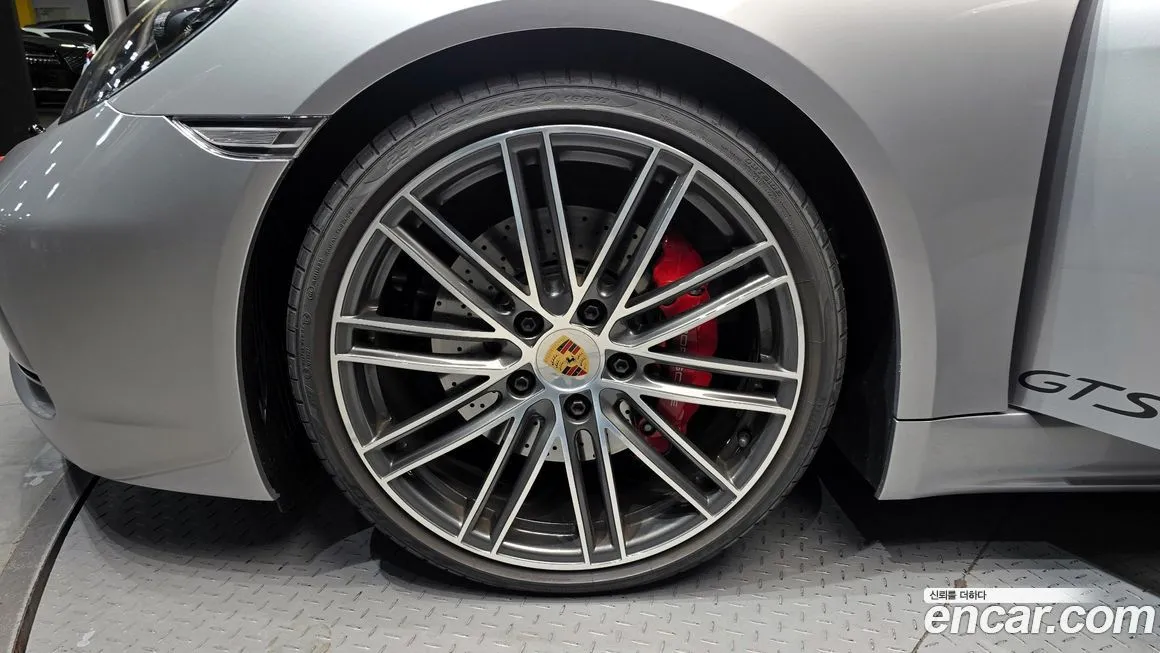 Porsche 718 2024 из KR, фото 5