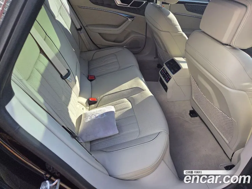 Audi A7 2025 из KR, фото 9