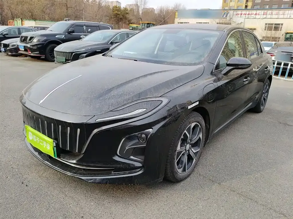 Hongqi E-QM5 2024 из CN, фото 1