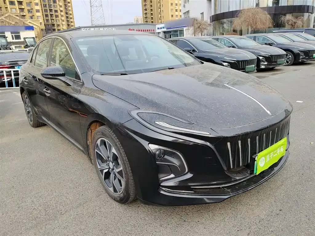 Hongqi E-QM5 2024 из CN, фото 3
