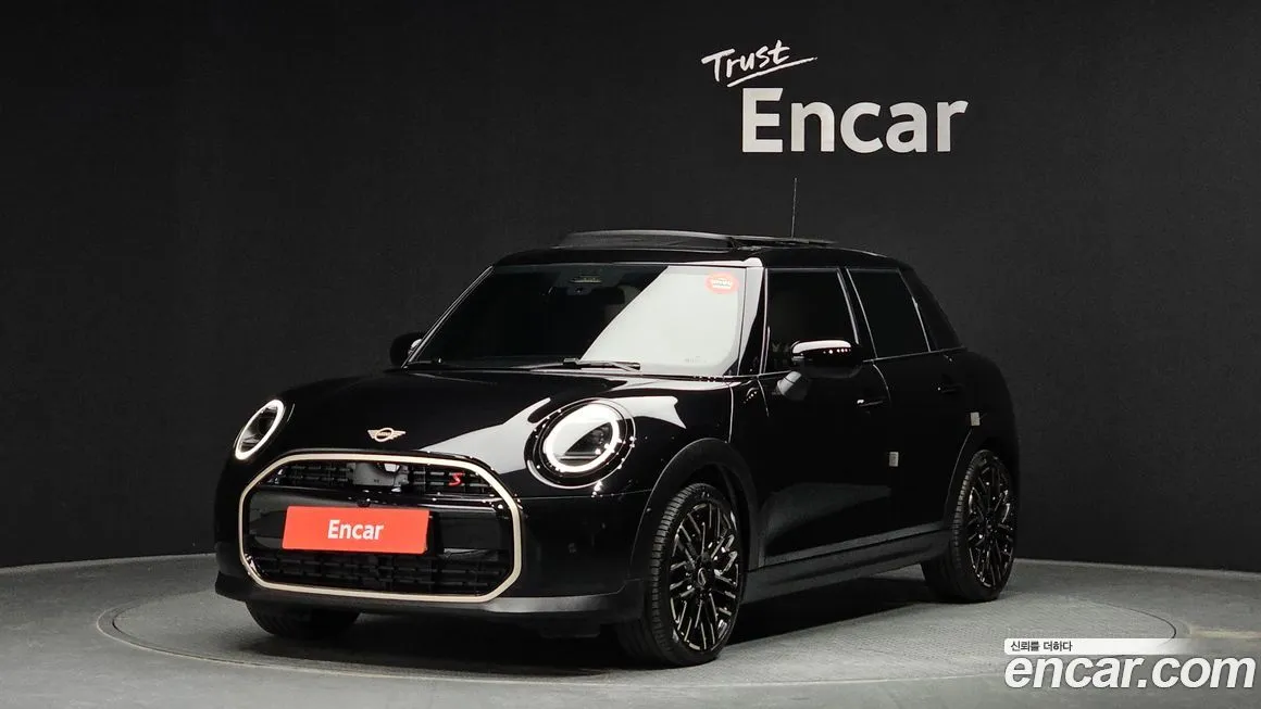 Mini Cooper 2025 из KR, фото 1
