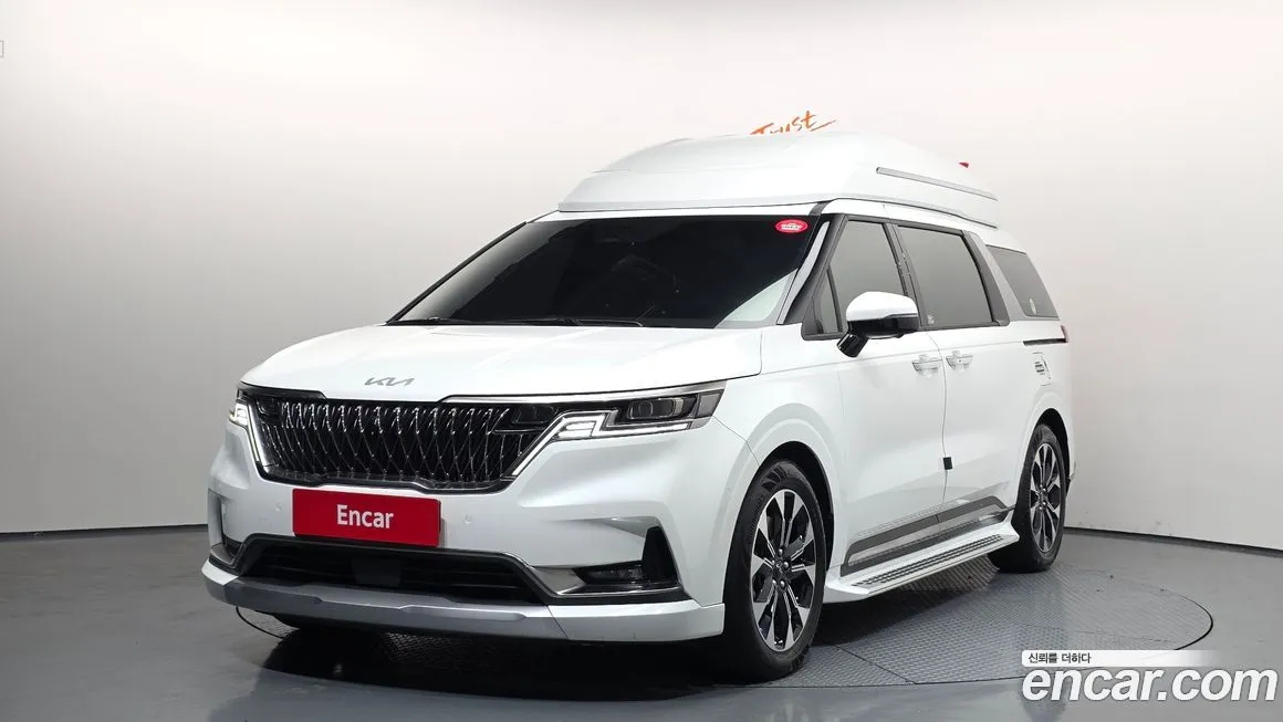 Kia Carnival — фото 1