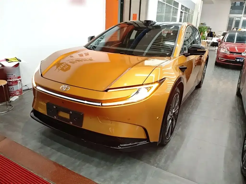 Toyota bZ5 2025 из CN, фото 1