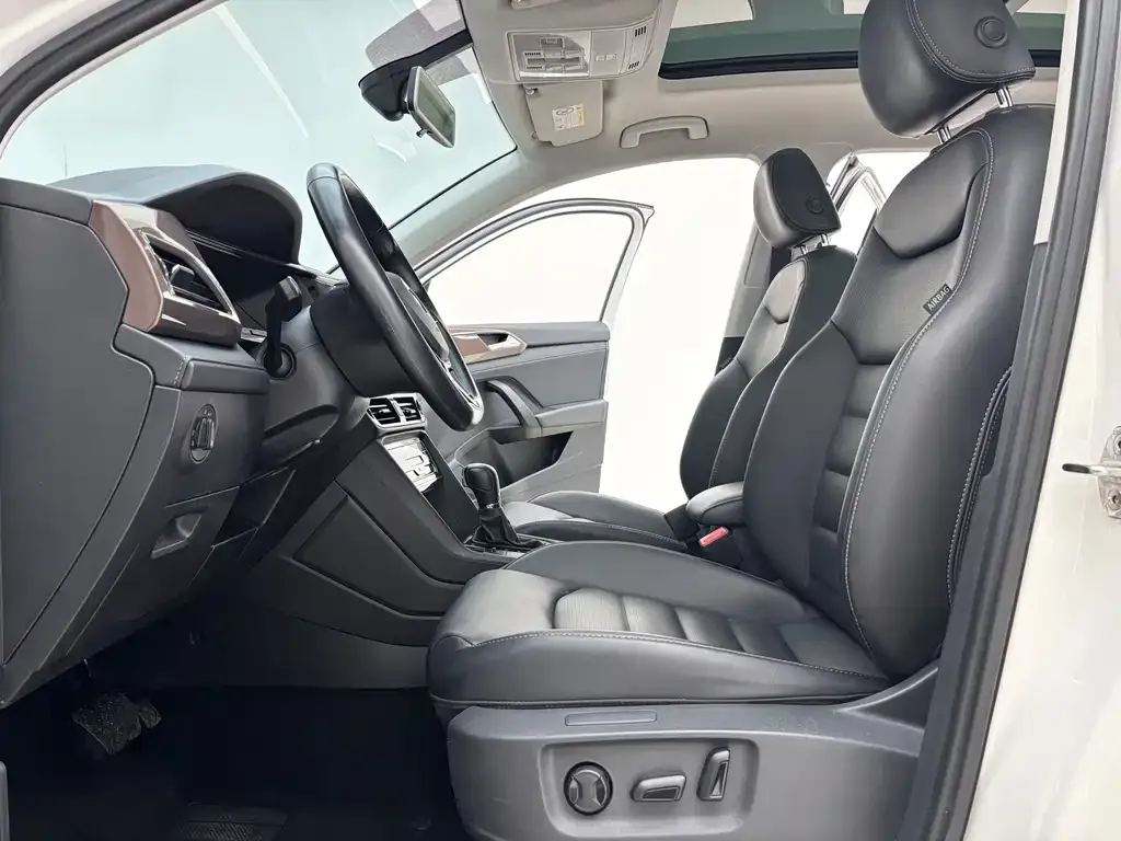 Volkswagen Tharu 2021 из CN, фото 7