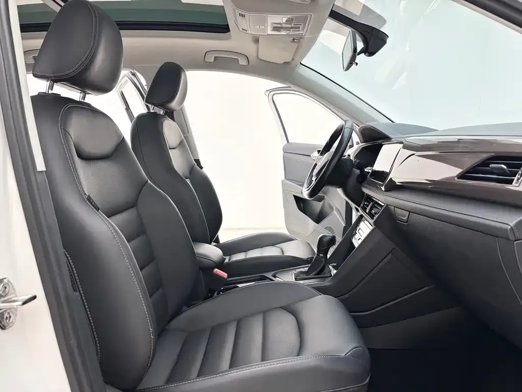 Volkswagen Tharu 2021 из CN, фото 8