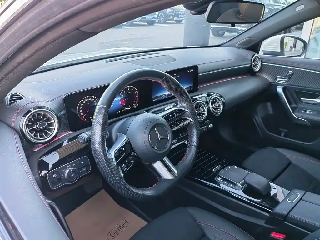 Mercedes-Benz A-Class 2024 из CN, фото 5
