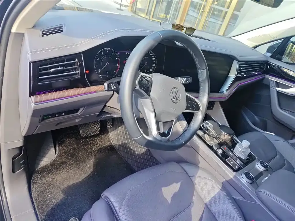 Volkswagen Touareg 2023 из CN, фото 3