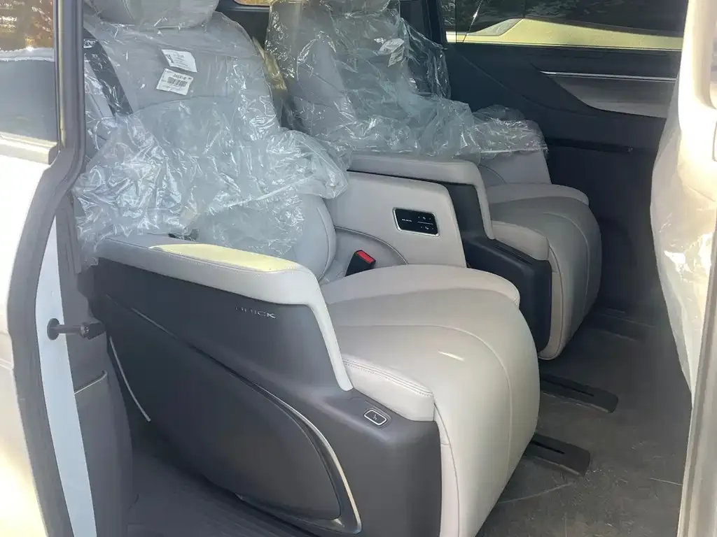 Buick GL8 2024 из CN, фото 8