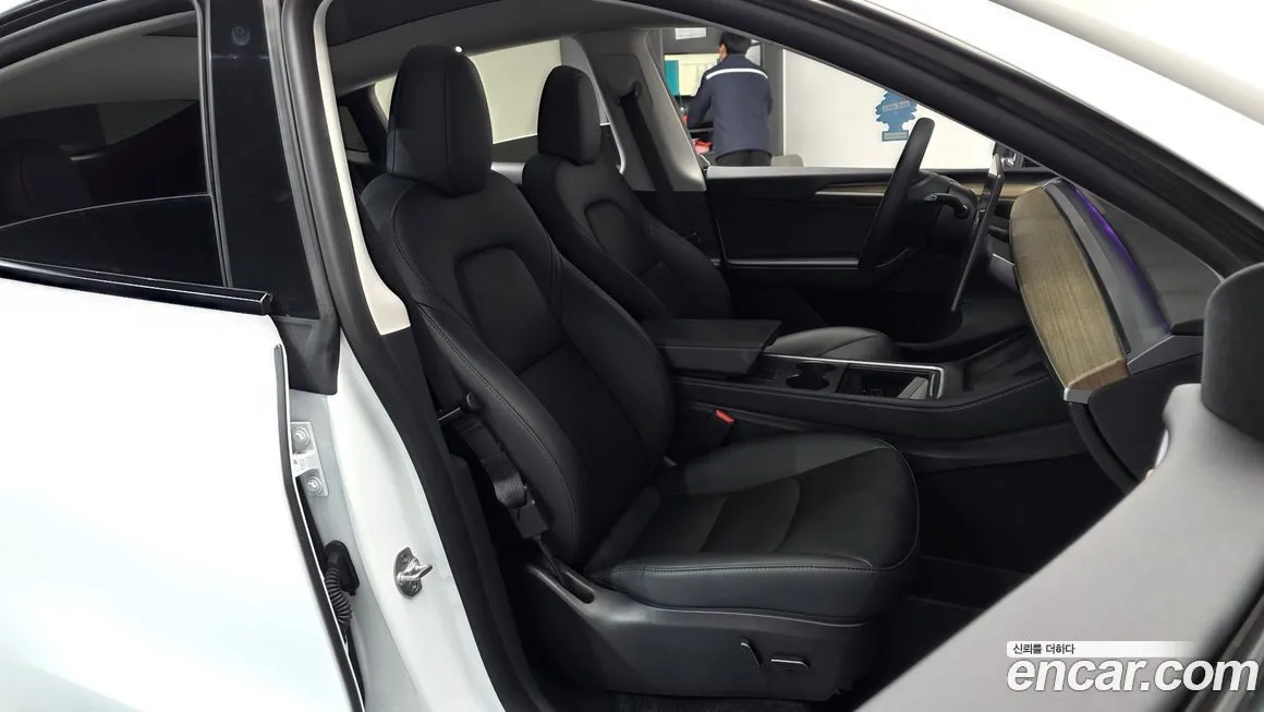 Tesla Model Y 2024 из KR, фото 10