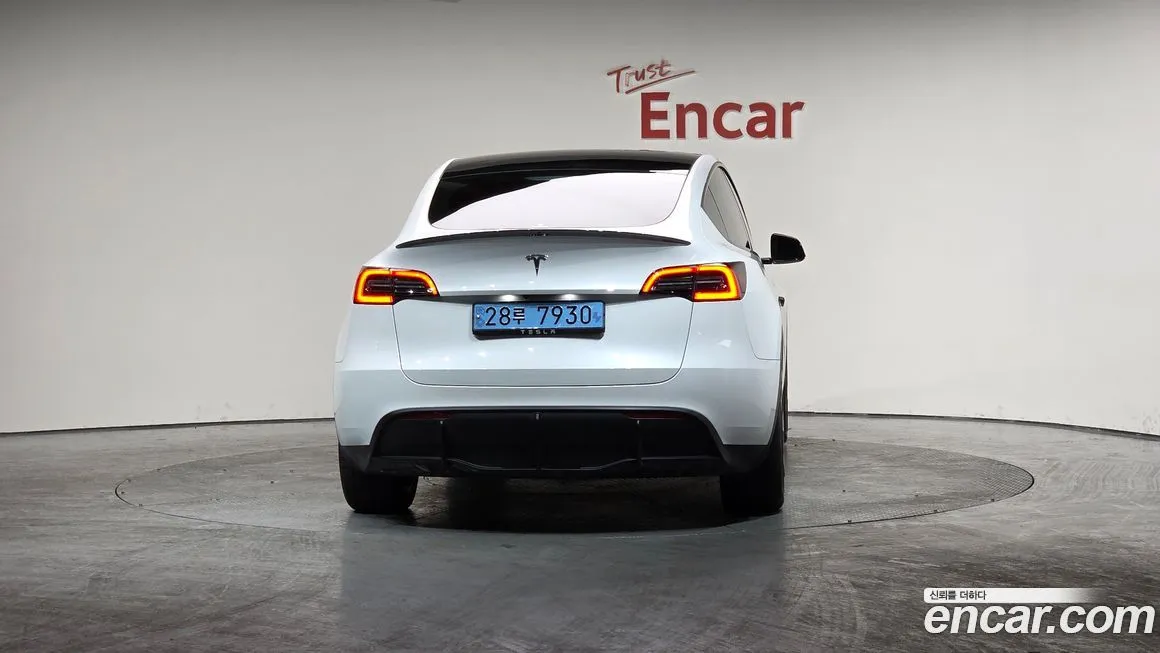 Tesla Model Y 2024 из KR, фото 4