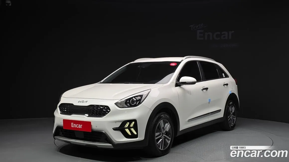 Kia Niro — фото 1
