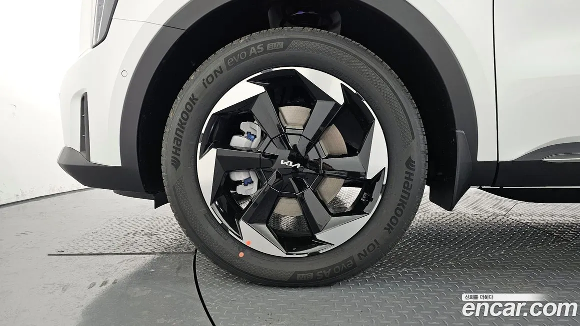 Kia Sorento — фото 5